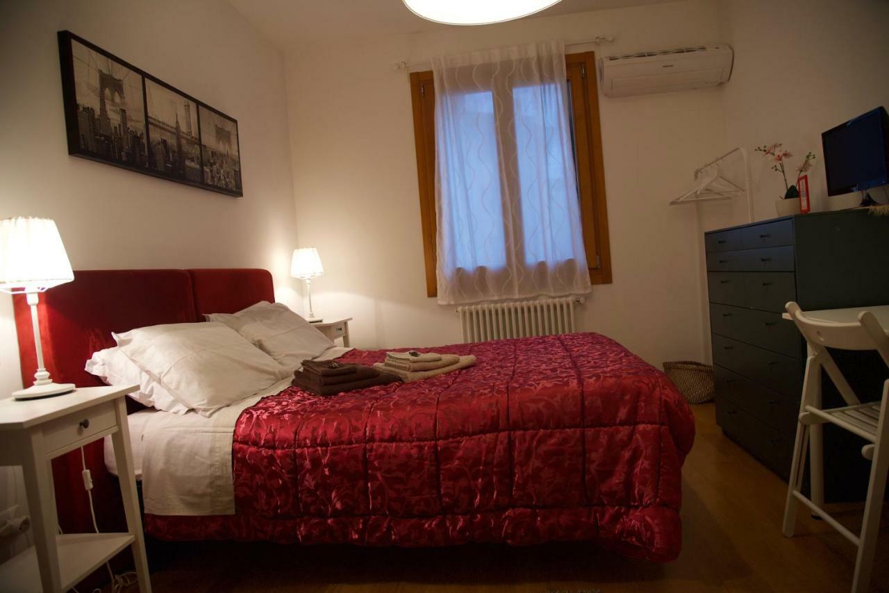 Appartamenti Portavenezia Padoue Extérieur photo
